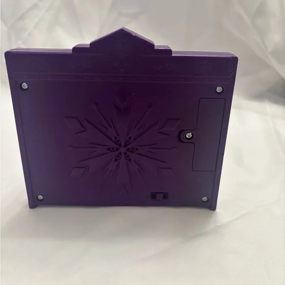 Disney Frozen 2 Anna & Elsa Lullaby Doll Set w/ Singing Bed EUC - Picture 6 of 17